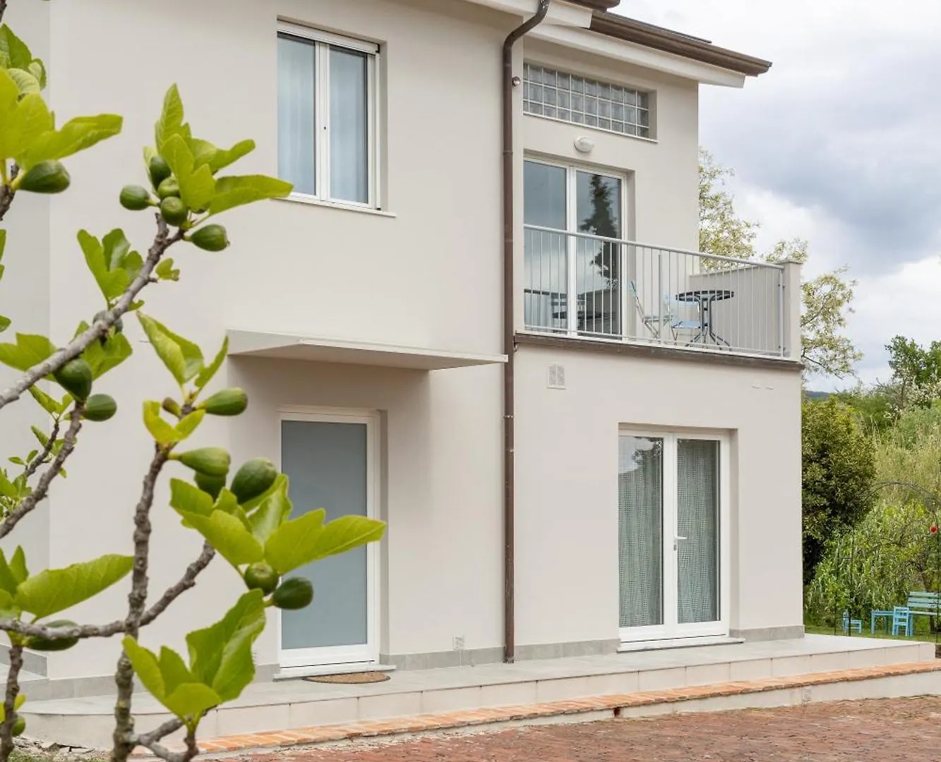 Art Apartments Sarzana - Casa Con Giardino - Capitano Izim Italy